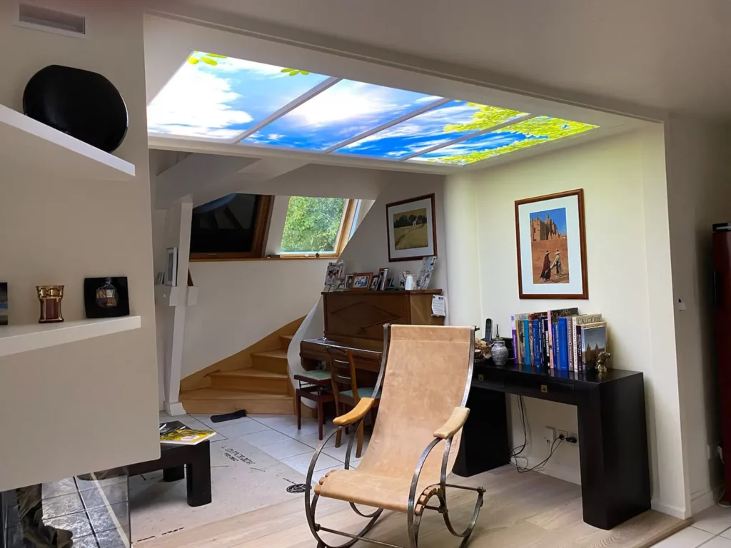 Décor LED Intégrés au Plafond – Maison d’Architecte (Particulier) 3 decors LED lumineux plafond format rectangle